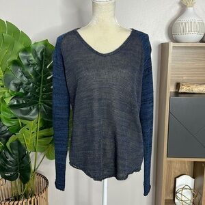 Emporio Armani • long sleeve vneck sweater linen/cotton